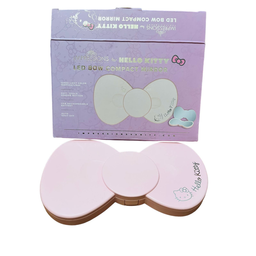 Hello Kitty LED Bow Compact Mirror (LARGER version)